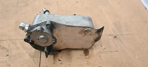Warmtewisselaar oliekoeler automaatbak BMW 1 / 3  serie E81 E87 E88 E82 E90 E91 E92 E93 X1 E84 Z4 E89 7551647