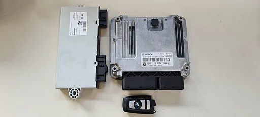 Startset ECU+ Contactslot BMW 5 Serie F10 F11 520D N47 8574380