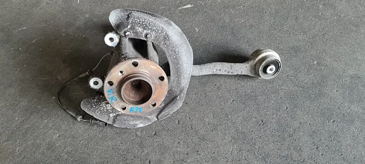 Fusee rechtsvoor BMW 1 / 2  serie F20 F21 F22 F23 6792286 31216792286