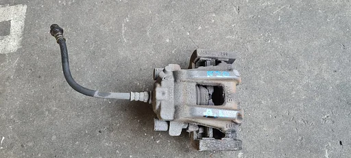 Remklauw links achter BMW 1 / 2 serie F20 F21 F22 F23 6850851
