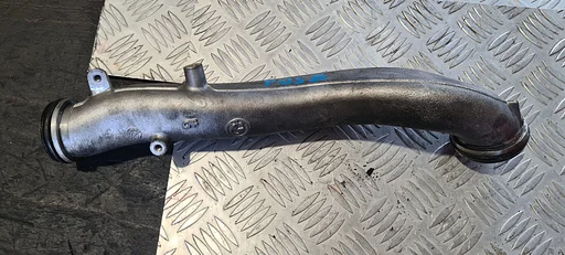 Verbindingspijp BMW 5 / 7 serie F10 F11 F01 F02 X5 E70 F15 X6 E71 F16 N57X 8506399
