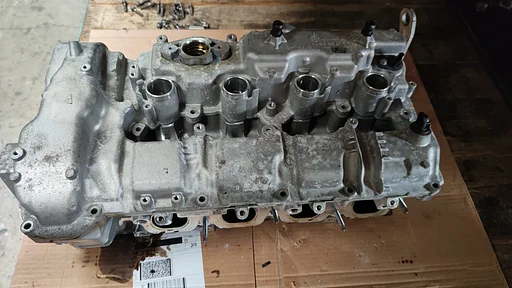Cilinderkop links 1-4 BMW N63 5.0I V8 11127573933 7573933