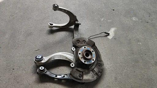Fusee rechtsvoor met draagarmen Xdrive BMW 5 / 6 serie F10 F11 F06 F12 F13 31216777752