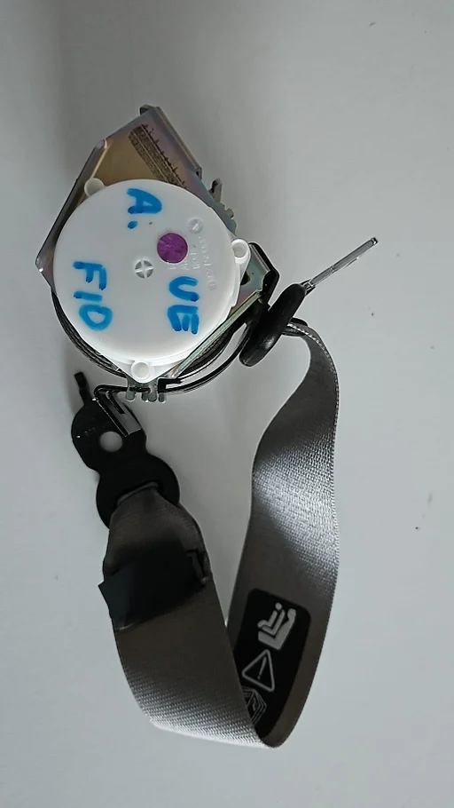 Gordel bovengordel grijs midden achter BMW 5 / 7 serie F10 F01 F02 34093133A