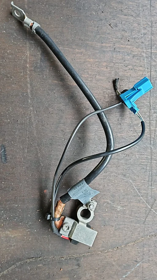 Accukabel negatief - IBS BMW 1-Serie E81 E87 /LCi X1 E84 6948335 61129255048 9255048
