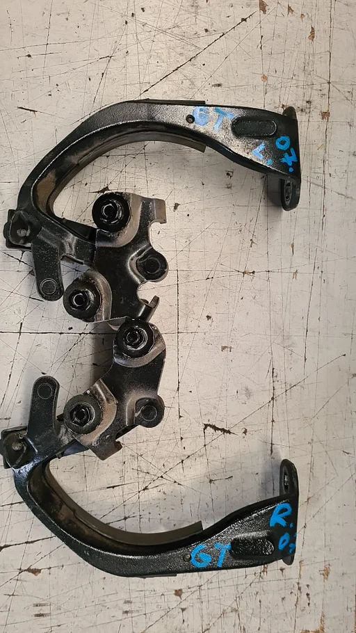 Achterklep scharnieren set onderzijde BMW 5 serie F07 GT 41007233585 41007233586