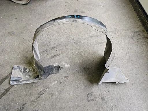 Binnenscherm Wielkuip Modderkuip voorzijde links BMW Z3 51718397685 8397685