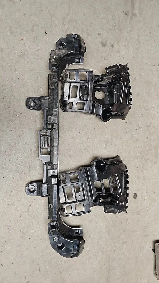 Achterbumper montageplaat set achter BMW X1 serie E84