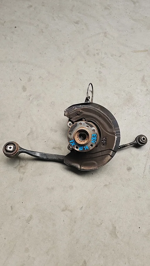 Fusee rechtsvoor met draagarmen BMW X1 E84 31216788700 6788700