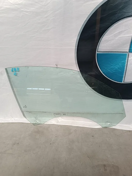 Zijruit raam voordeur rechts BMW 1 serie E88 51337165586 7165586