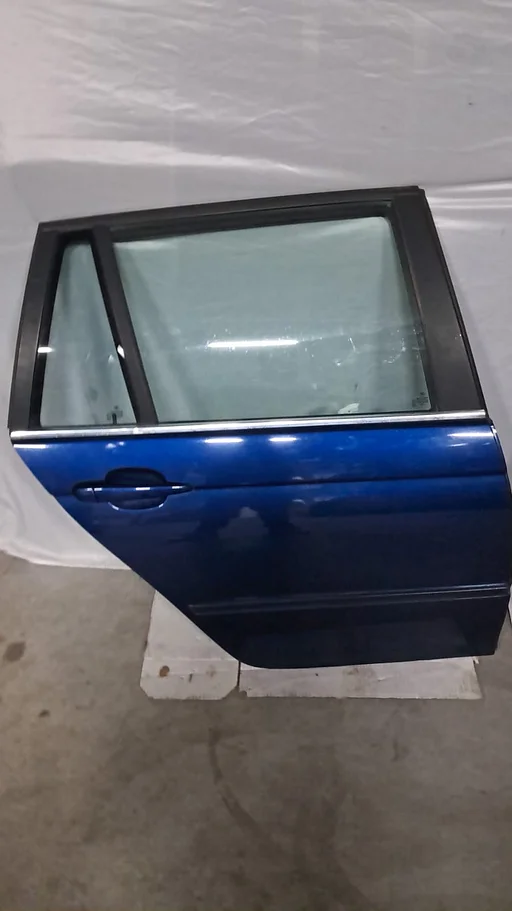 Deur Portier rechts achter BMW 3 serie E46 Touring Mysticblau met. A07 41527034156 7034156