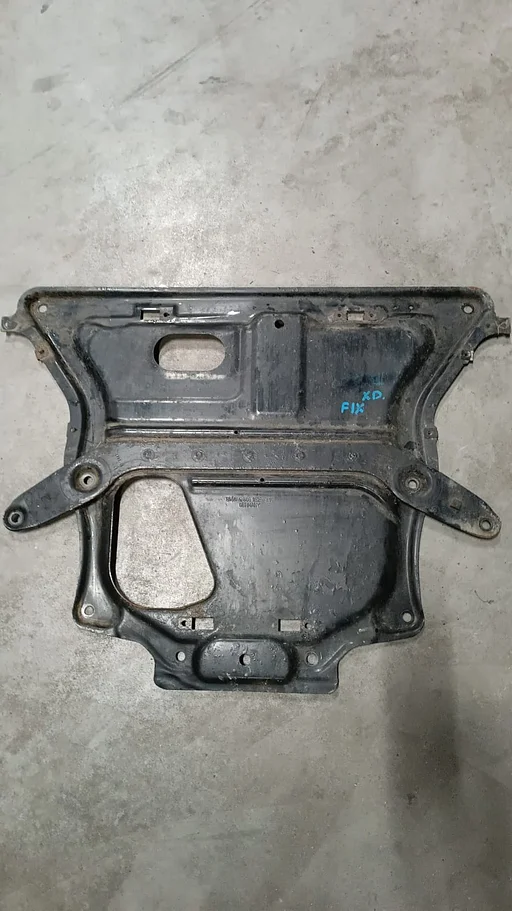 Versterkingsplaat Bodemplaat onderplaat 4X4  BMW 3 serie F30 F31 6860952