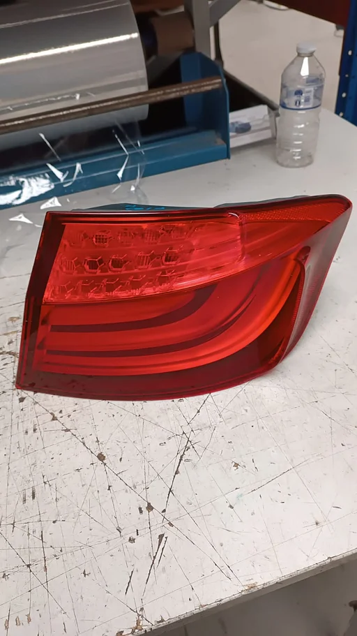 Achterlicht rechts op scherm BMW 5 Serie F10 63217203230 7203230 6321730616 127306162