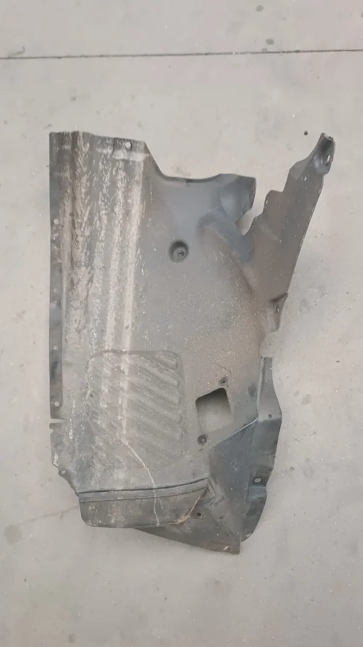 Binnenscherm Wielkuip Modderkuip voorzijde links BMW X3 serie F25 51717213641 17213641