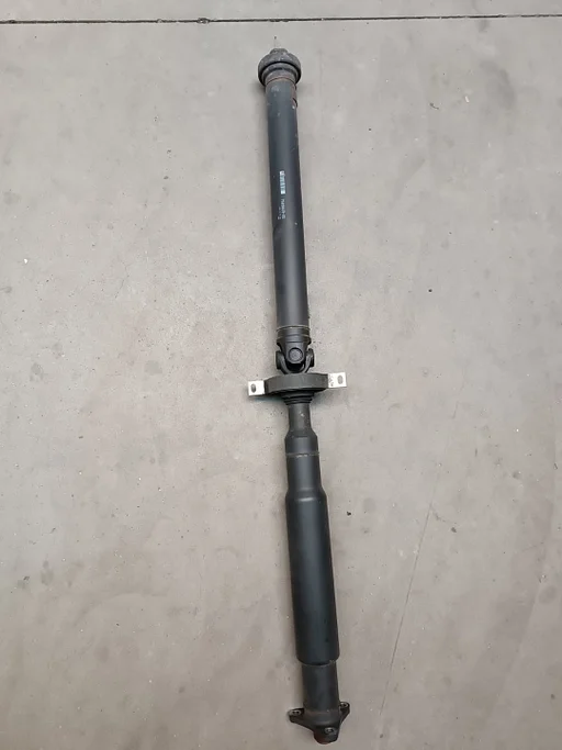 Cardanas achter BMW X3 / X4 F25 F26 26107589803 7589803