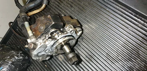 Hogedrukpomp dieselpomp BMW 1 / 2 / 3 / 4 / 5 0445010045 7788670