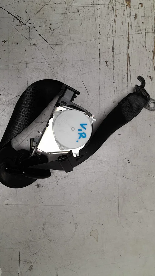 Gordel bovengordel rechts voorzijde BMW 1 / 3 serie E87 E90 E91 + LCi 72119117220 9117220 33059849 72117234768 7234768 34073017