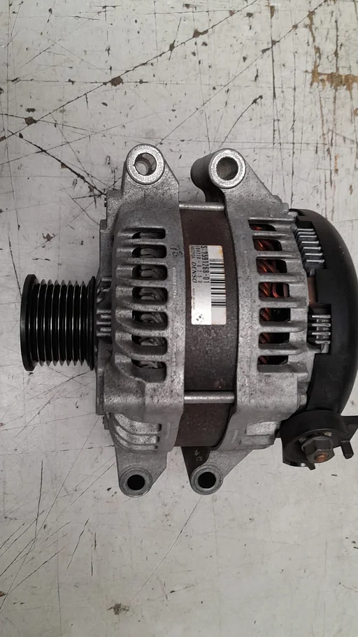 Dynamo 120A N53 BMW 5 / 7 / X3 serie F01 F02 F10 F11 F25 12317591268 7591268 12317591271 7591271