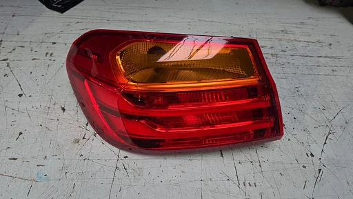 Achterlicht links op scherm BMW 4 Serie F32 F33 F36 F82 F83 63217296097 7296097