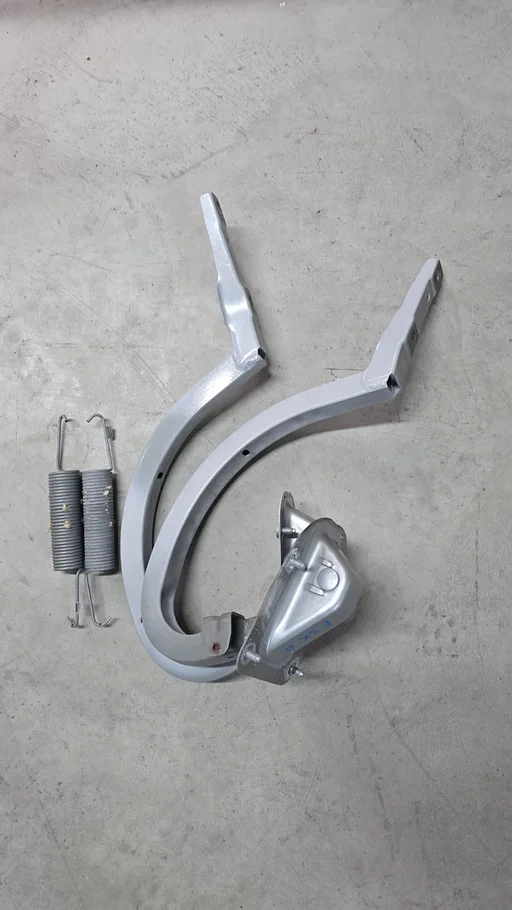 Achterklep scharnieren set BMW 3 / 4  serie F30 F32 F80 F82 41007286957 7286957 41007286958 7286958 41007420783 7420783 41007420784 7420784