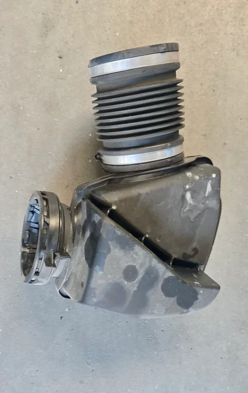 Luchtinlaatpijp met resonator Intercooler turbo slang B48 BMW 1 / 2 / 3 / 4 serie F2x F3x 13718601681 8601681 70604496