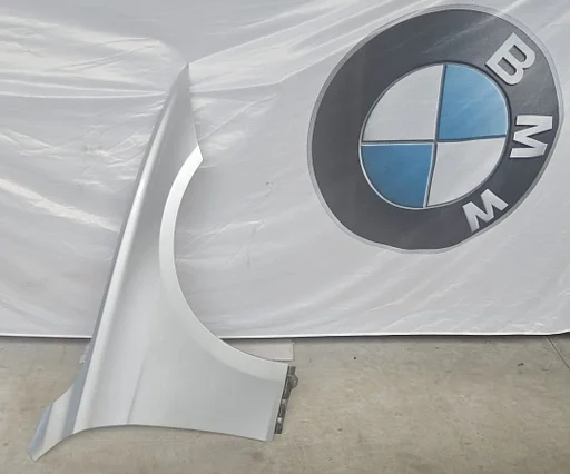 Voorscherm Spatbord rechts BMW 3 serie F30 F31 + LCI Glaciersilber met. A83 41009621598 9621598