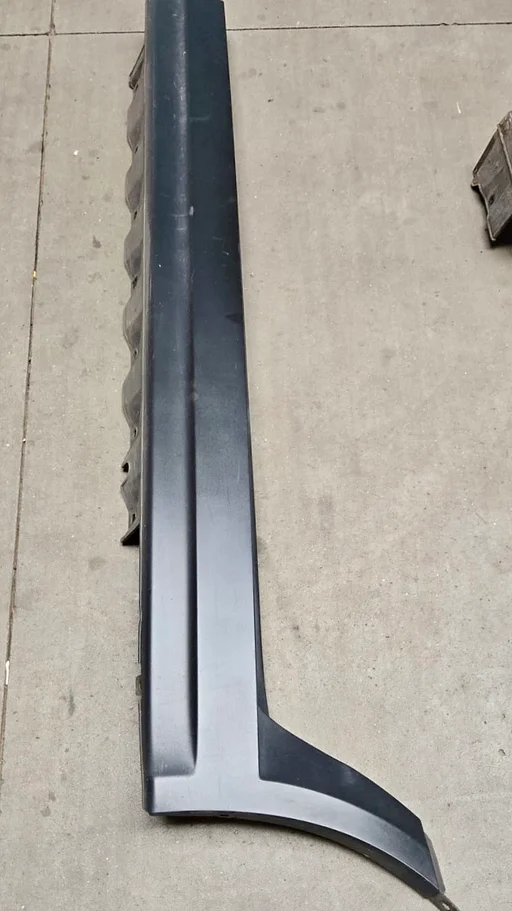 Sideskirt zijskirt dorpel links BMW X3 serie E83 + LCI 51713330865 3330865
