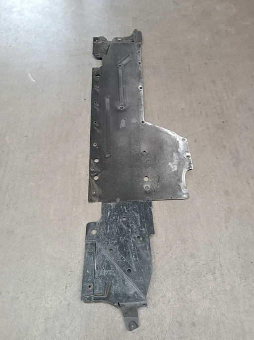Bodemplaat onderplaat rechts BMW 3 / 4 serie F30 F31 F32 F33 F34 F36 + LCI 51757241834 7241834 51757258050 7258050