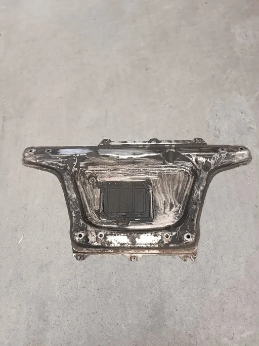 Versterkingsplaat Bodemplaat onderplaat BMW Z4 serie E85 E86 51717028433 7028433