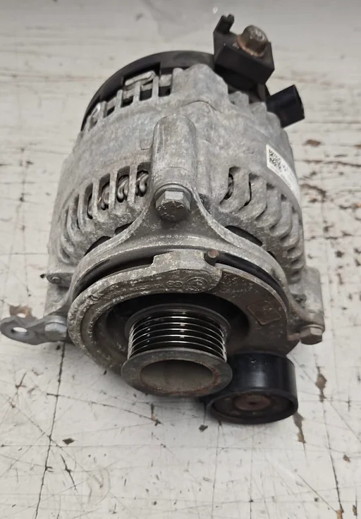 Dynamo 180A B38 BMW  1 / 2 / 3 / 4 Serie F20 F21 F22 F23 F30 F31 F32 F33 F34 F36 12318645325 8645325