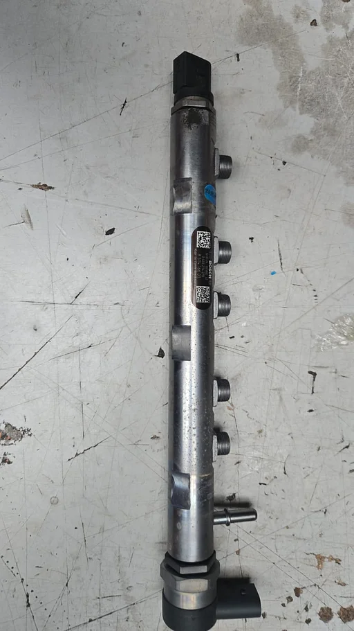 Injectie rail brandstof gallerij Bosch motorcode N47N 13538514166 8514166 0445214278