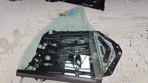 Raammechanisme met glas links achter BMW 3 serie E46 Cabrio 51368215273 8215273
