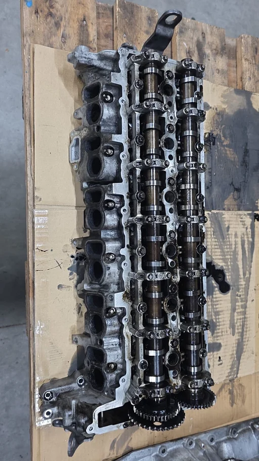 Cilinderkop N57 BMW 3 / 4 / 5 / 7 / X3 / X4 / X5 / X6 serie F 11127812927 7812927 7812929