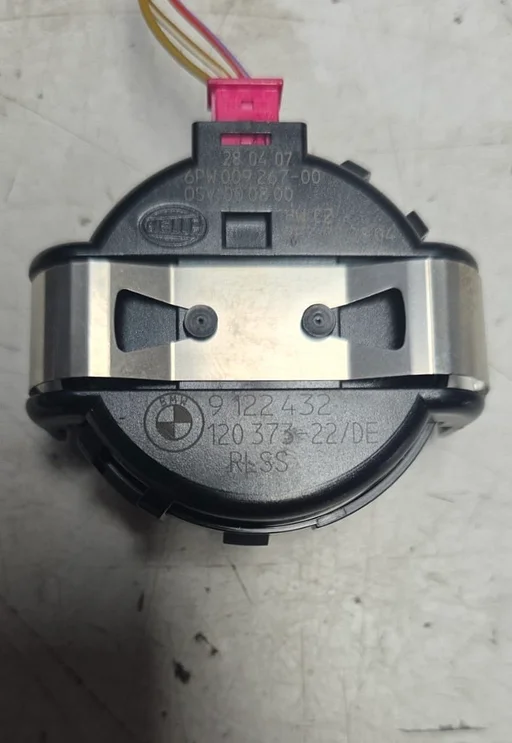 Regen licht sensor RLSS BMW 5 / 6 / 7 / X3 / X5 / X6 E60 E61 F01 F02 F25 E70 E71 61359122432 9122432