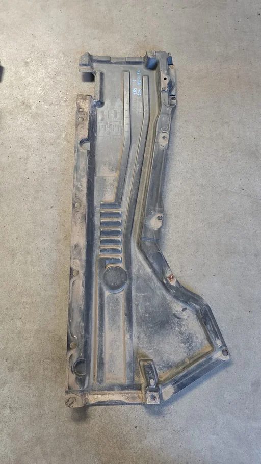 Bodemplaat onderplaat links BMW X5 / X6 E70 E71 51757158403 7158403 51757173583 7173583