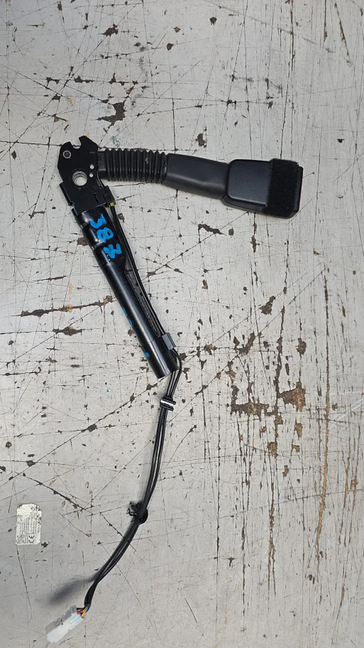 Gordelspanner insteek links voor BMW 1 / 2 / 3 / 4 serie F 72117259387 7259387 72117271517 7271517