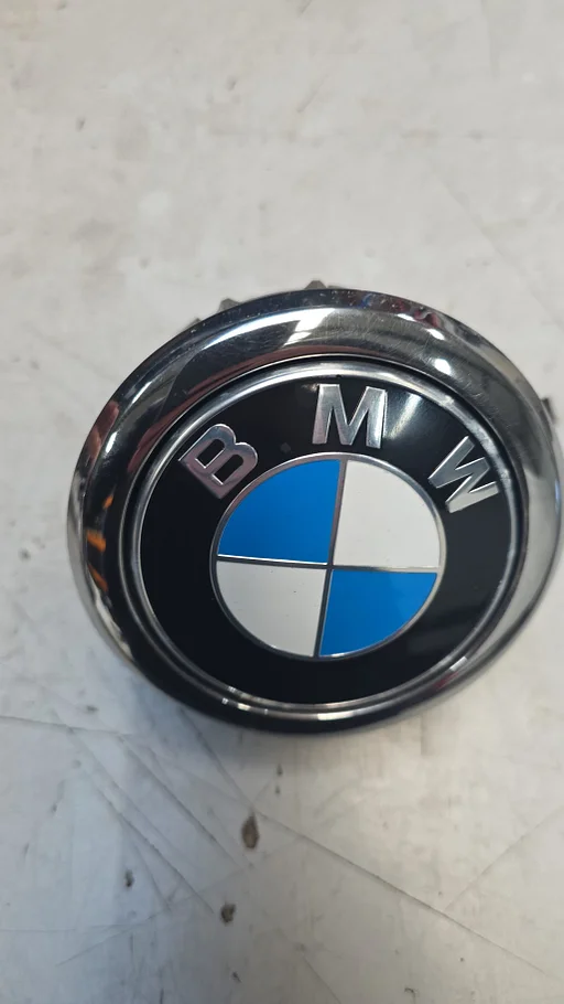 Achterklepbediening met embleem BMW 1 / X2 / X4 serie F20 F21 F39 G02 MF98 51247248535 7248535 51247270728 7270728