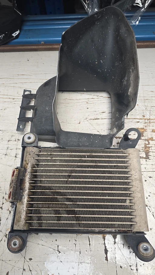 Oliekoeler warmtewisselaar luchtinlaat luchtgeleider set N55 BMW 1 serie F20 F21 LCI 17217600698 7600698 51748060310 8060310