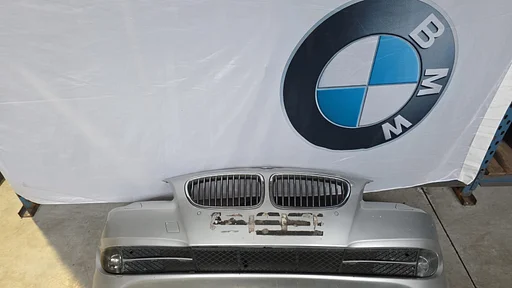 Voorbumper BMW 5 serie F10 F11 Titansilber metallic 354 51117285962 7285962
