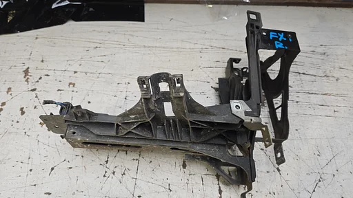 Koplamphouder rechts BMW 5 serie F10 F11 + LCI 51647200794 7200794