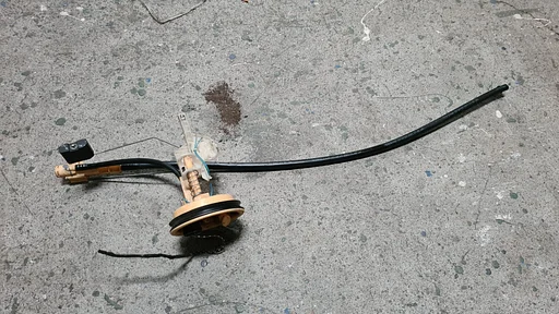 Tankvlotter BMW 3 serie E46 diesel 6752054