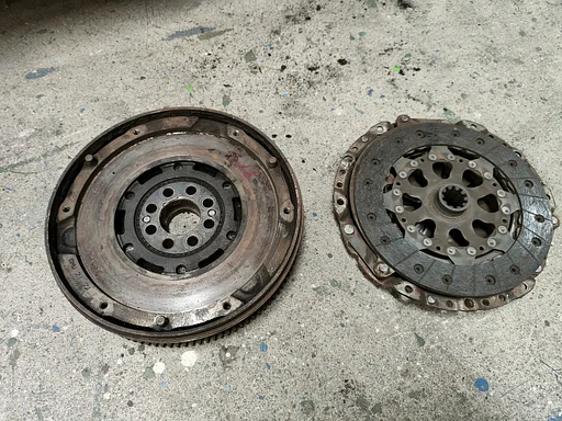 Koppeling Dubbelmassa BMW 3 / Z3 E36 E46 M43 7508409 1223711
