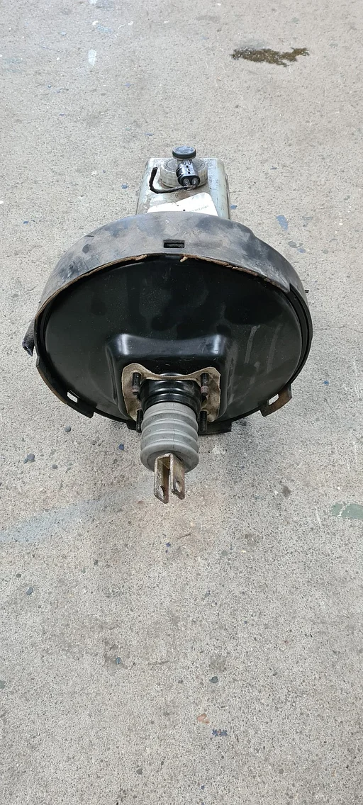 Rembekrachtiger BMW Z3 1.8is