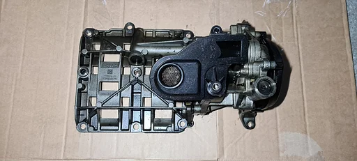 Oliepomp voor BMW met motorcode N47 7798014