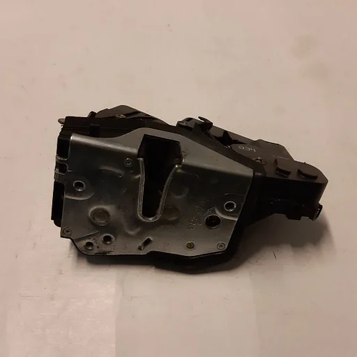 Deurslot (EU) rechts achter binnenzijde deur BMW 3 serie E46 Sedan Touring 8196034
