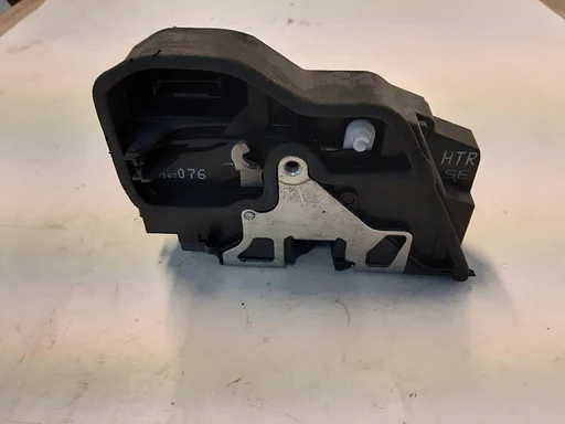 Deurslot rechts achter binnenzijde deur BMW serie E8x F2x F9x F10 F11 E65 E66 X1 X3 X5