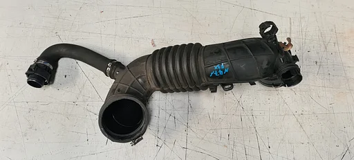 Luchtinlaatpijp Intercooler turbo slang BMW 1 / 2 / 3 / 4 serie F 586509