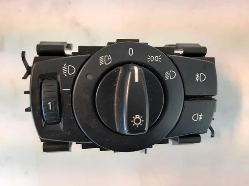 Lichtschakelaar zwart BMW 1 / 3 / X1 serie E82 E87 E88 E90 E91 E92 E93 E84 61316932792 6932792