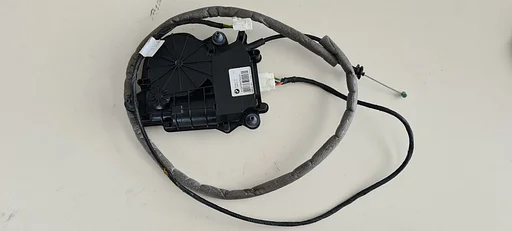 Achterklep sluithulpmotor BMW 5 serie F10 7273752