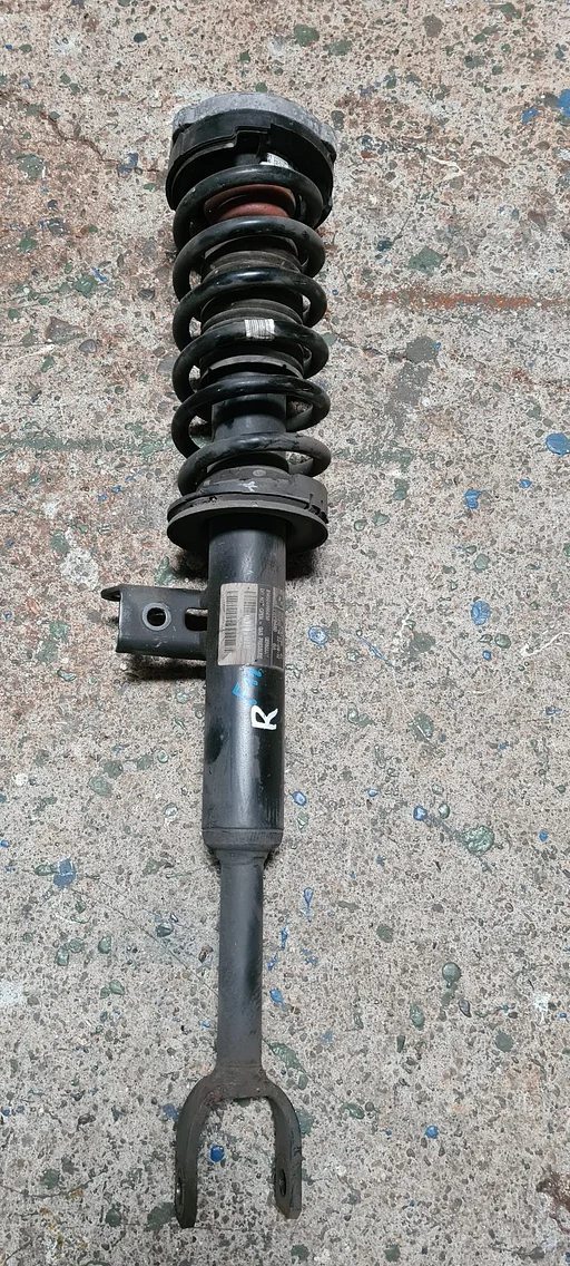 Veerpoot rechts voorzijde schokdemper BMW 5 serie F10 F11 6797766